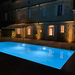 Villa #chateau Croute Charlus# Piscine Chauffee Bourg-sur-Gironde